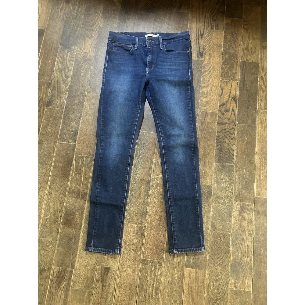 Levis Slimming Skinny Jeans ~ Ladies ~ Size 30x30~ Dark Wash